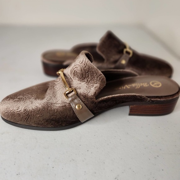 Bella Vita Women's Bab's Mule 6.5 Taupe Embossed Velvet - Picture 7 of 9